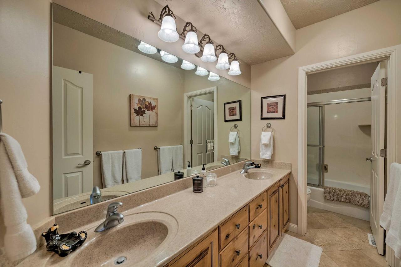 High-End Huntsville Condo With Private Hot Tub! Extérieur photo